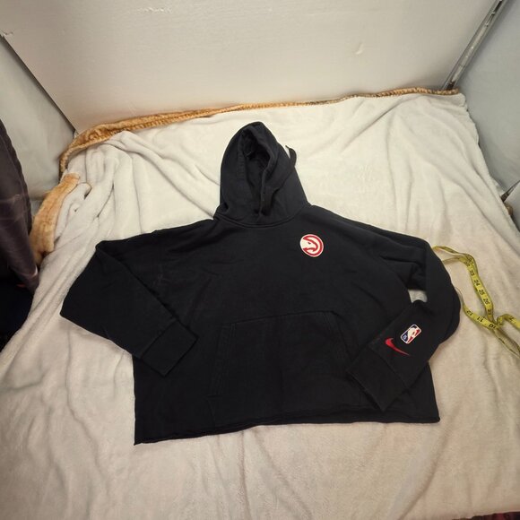 Atlanta Hawks Nike NBA Hoodie Cropped Black Pullover Sweatshirt size M - Picture 4 of 9
